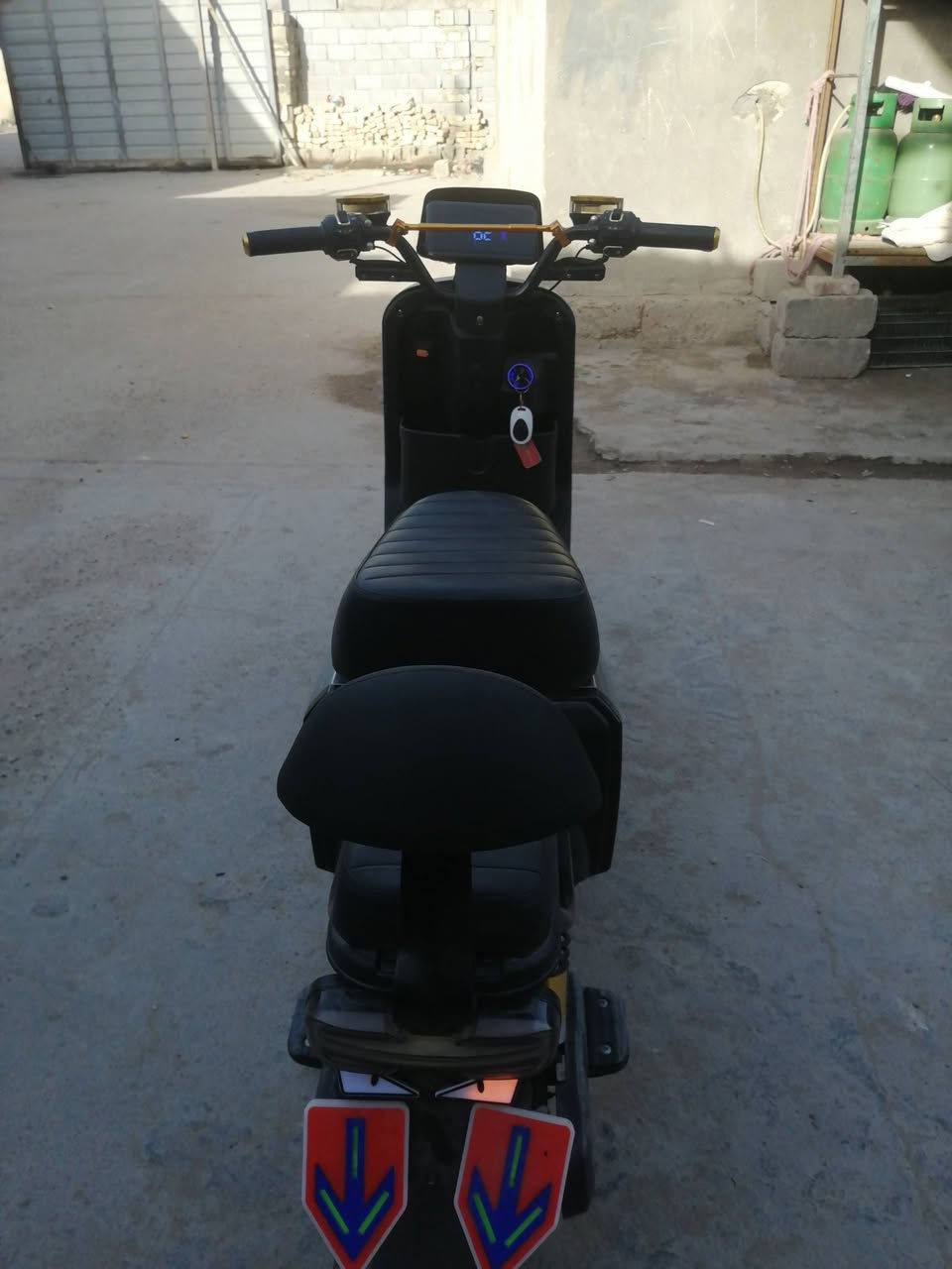 دراجه R11 للبيع الشراي واتساب وانه خادم

***********

دراجه شحن R11الدراجه حلوه وما متعويه 5 بطاريات مديل 2025 ما صاريل هواي من خذيتهة وعليهة هواي دزويد
السرعه 120
وشغاله من الطول للطول مايرادلهة شي بس سايق
السعر600 وبي مجال للشراي وانه خادم
المكان الكرمه علي
