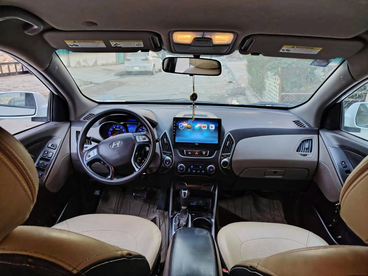 سلام عليكم توسان أمريكي مديل ٢٠١٥ للبيع او مراوس كرنفال أو سيدونا
تفاصيل السيارة تفضل خاص وبالخدمه 
سعر١٤٠$
عنواني بغداد بلديات 
رقم ***********
