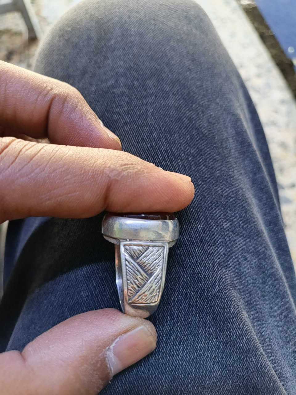 خاتمين للبيع قفل 75توصيل ماعندي بغداد ساحه عدن


**إذا كنت صاحب هذا الإعلان وتريد حذفه لأي سبب، رجاءا أرسل رسالة إلى الدعم الفني**