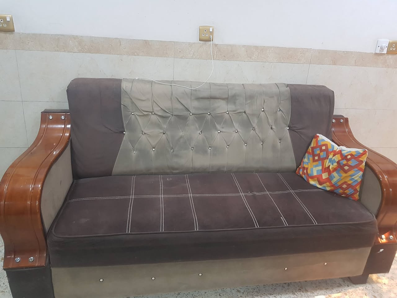 تخم للبيع مستعمل ١٠مقاعد العنوان بغداد الدوره السعر ٢٠٠


**إذا كنت صاحب هذا الإعلان وتريد حذفه لأي سبب، رجاءا أرسل رسالة إلى الدعم الفني**
