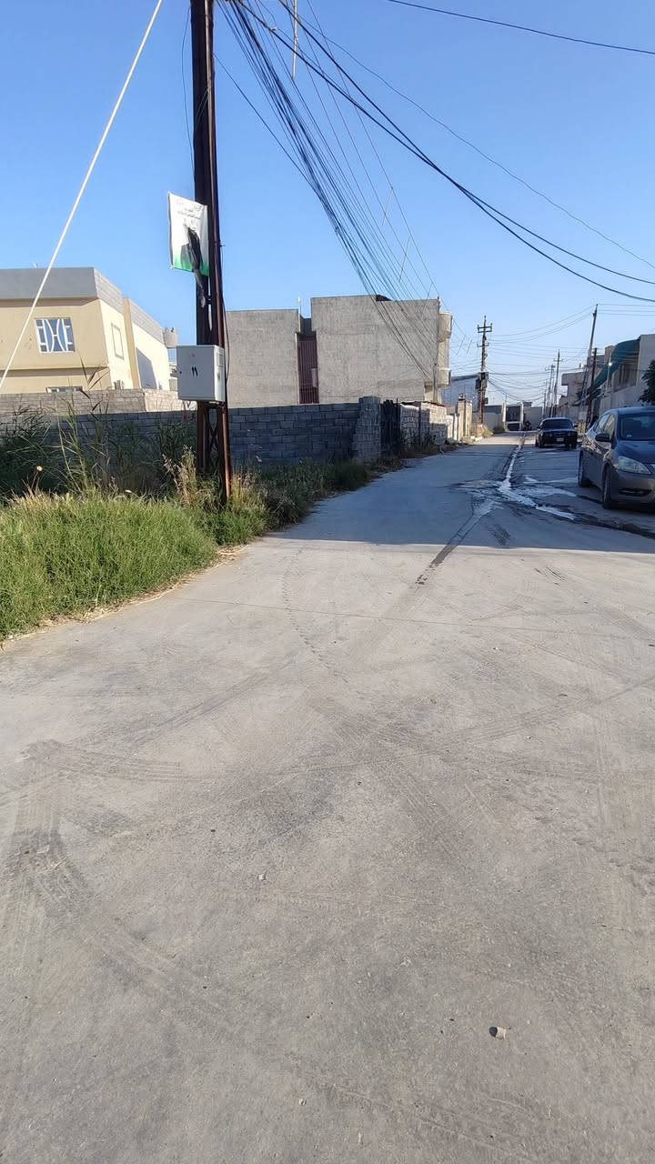 عروضات مكتب اشراقة المسار
🏡دار للبيع🏡
الموقع🌎:-الملايين الاولى
خلف الكمرك (جمعية الرياضيين)📍
المساحه 📐:-130م✅
الواجه 📏:-13م✅
خدمات كامله ✅
تفاصيل الدار :-
غرفتين نوم🛏️+هول داخلي +استقبال+مطبخ
صحيات +كراج✅

للاستفسار اكثر :-
***********☎️
***********☎️
