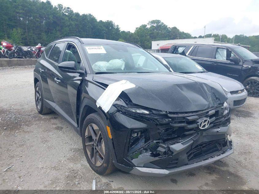 السلام عليكم توكسان 2025 sel حادث بنيد نفسه مصلح ماشيه ٢١ الف مكاني بغداد البلديات مكينه 2500 *********** السعر 205 للبيع او المراوس حسب القناعه بغداد, العراق
