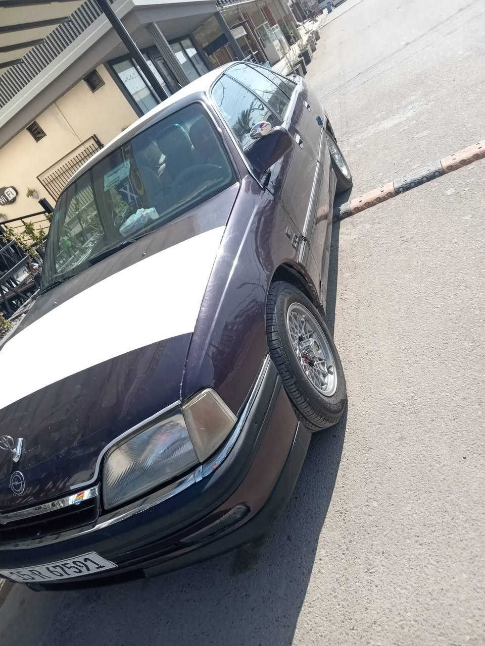 السلام عليكم اوبل لبيع موديل 92 محرك 2000 كير عادي رقم انبار انكليزي عنوان خالديه سعر 32 ***********
