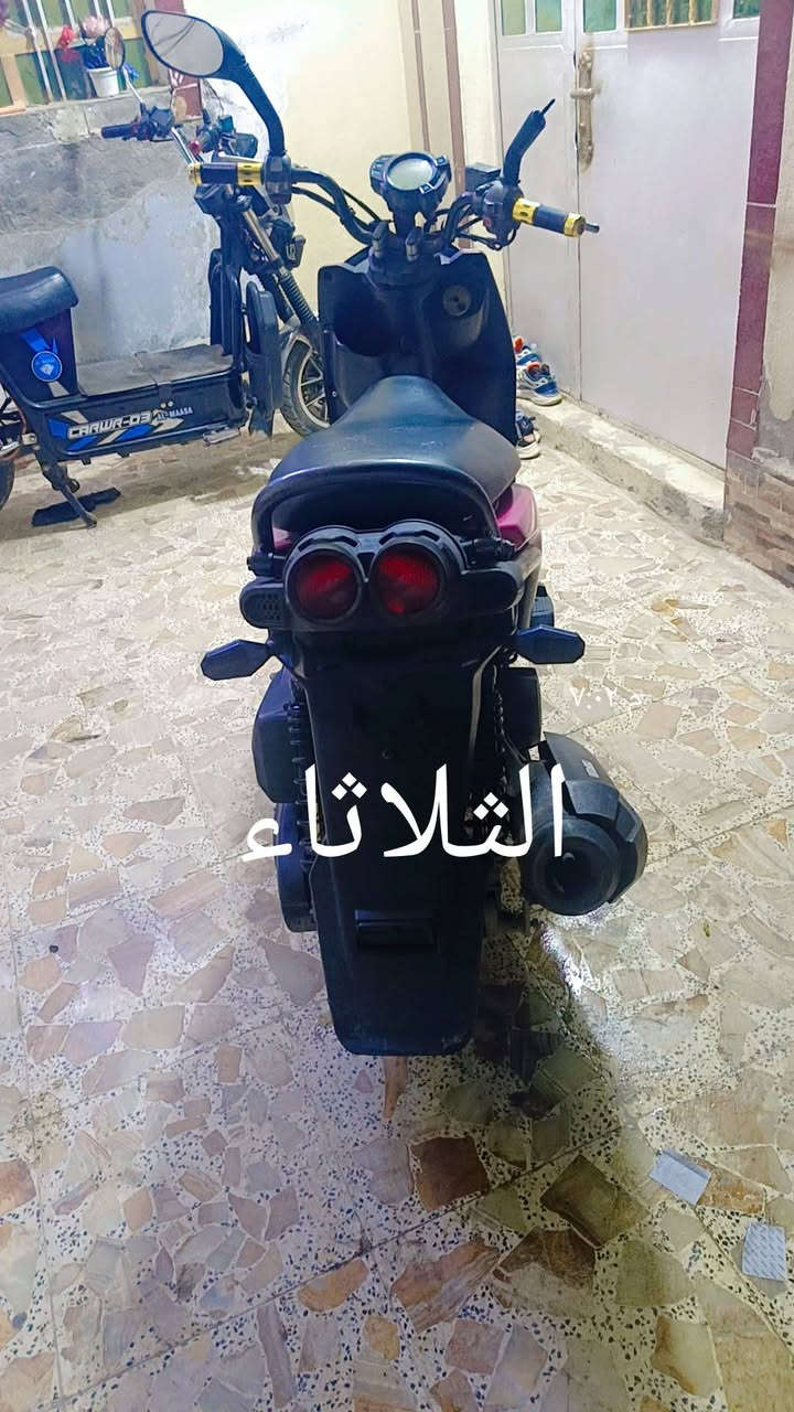 سكنس جبلي كفاله عامه
كلشي شغال بيه 
صار شهرين من نزلته 
سعر ١٢٠٠ 
كلج رياضي بيه بلادي 
شلعه ومعدل 
***********
