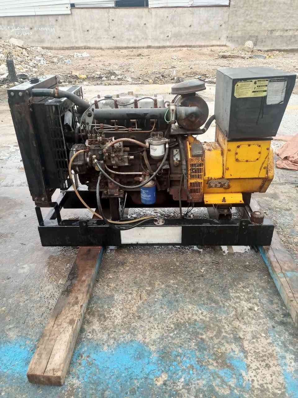 السلام عليكم مولد يركنز صيني عزوزه لا تبخير ولا تنقص ثري فيز راس توليد زايتر السعر 13 شاشه حمايه فول جاهزه على وضع الشركه الشراي ينتصب *********** تشغيل ذاتي واطفاء ذاتي
