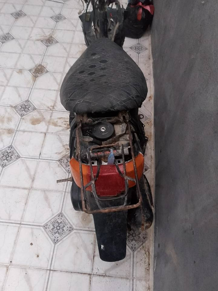 قيم وخذ بس لاتكسر بيه دراجه متروكه كلشي كامل من الخير كفرات كلشي الشراي خاص موجود،👇
هاذا رقم راعيهاا ‏‪***********
