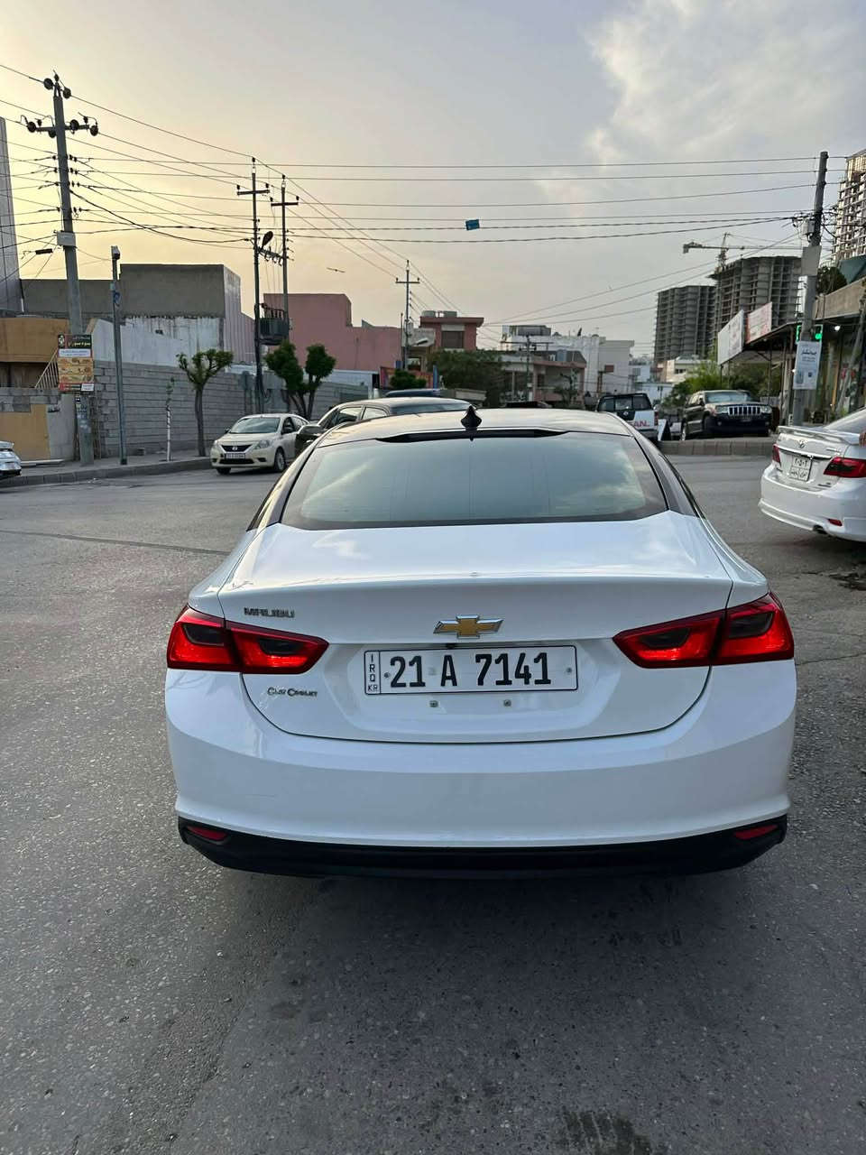 Malibo2017
بي بوياخ 
بشتو پيش كه پس
٢ده رگاي گوراوه به بيلاد ره نكي خوي
به س ئيرباگي شان سيسته مه  
١٠٠ميل روشتوه
ناو سبي 
سه ياره يه كي جوانو بي كيشه 
مه كينه ي كراوه ته وه بو سيرفس 
نرخي ١١٣$و مه جال 
ز.م *********** السليمانية, العراق
