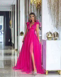 ملابس • قياس L/M • مع التوصيل