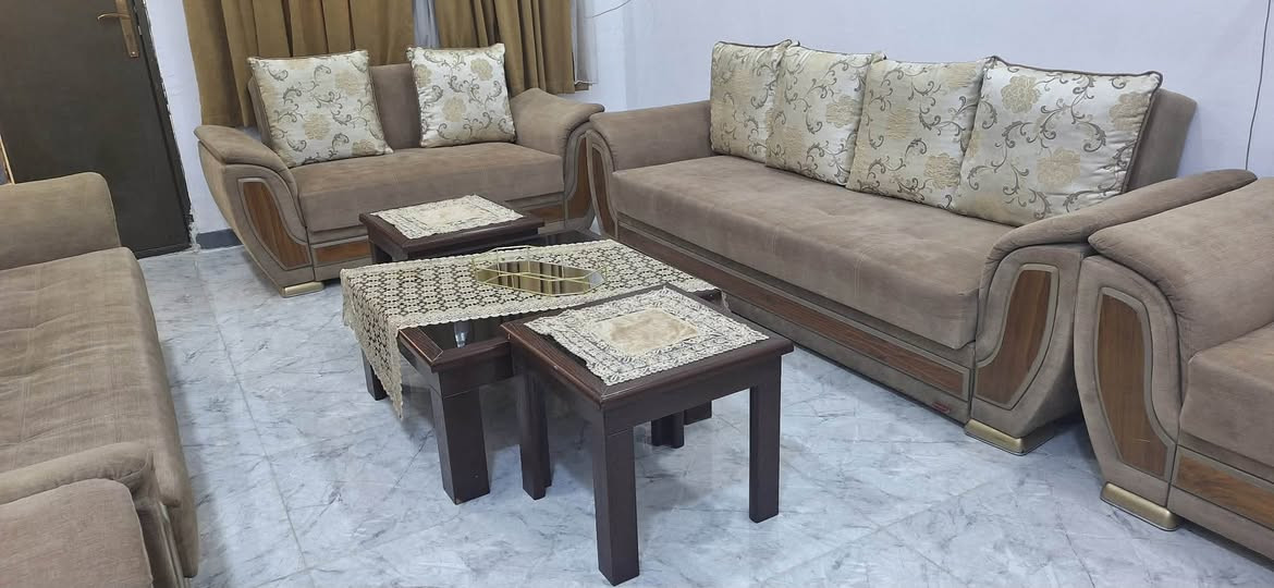 غراض بيت مكلفه بنشر  اني ‭***********‬
رقم صاحب الغراض مكانه ابو غريب
