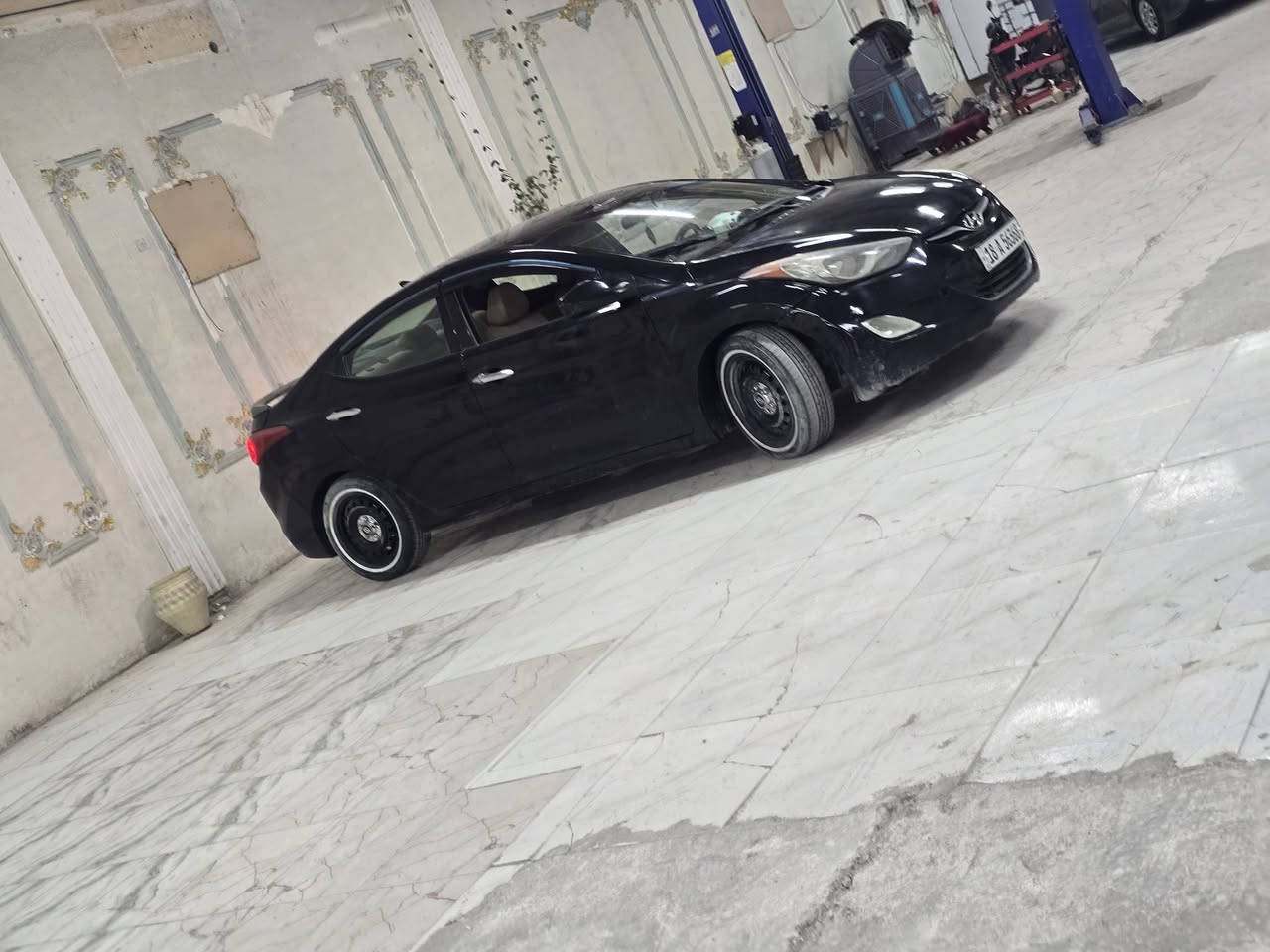 اسلام عليكم النتره وارد مريكث موديل 2013 بيه اربع قطع حادث مريكه جاملغ  وبنيد مكينه 1800دوش بيه حادث مريكه  سعر 88 وبيه مجال. باسمي سياره ***********
