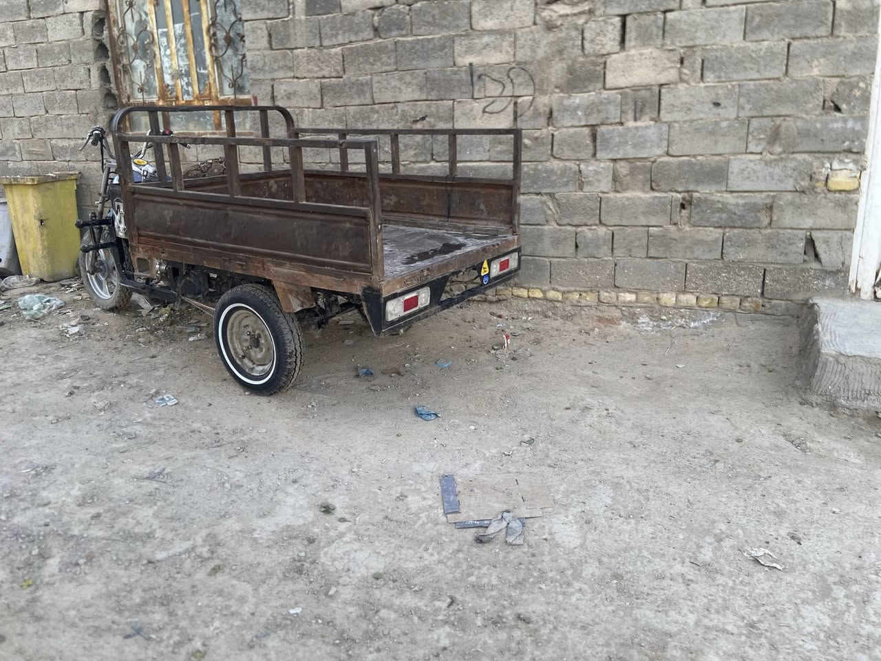 سلام عليكم للبيع مديل 2008 سنويه راعيهه ما اندلهه اسويلك مكاتبه سعر 800 وبيهه مجال  رقمي ***********
