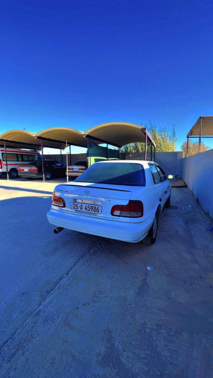 السلام عليكم
النترا 93 مصبوغة حزام جمالية بدون اي ضربة ترايك وين متريد تخم تاير جديد 
تبريد بي بوري مكسور شرط شغال بطاين جدد كهربائيات كلها شغالة كير محرك خير من الله بيها هزة لشهر التاسع السيارة بأسمي سنوية 2030 
السعر 36 $ 
الأتصال  ***********
مكان السيارة تكريت
