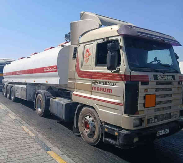 سلام عليكم 
سكانيا 113
محرك وكير وشاصي شرط
كير 4*4 جي بي اس وطوناج سنتين
حصه كاز طخم تاير
السياره جاهزه عل شغل
السعرر 230
الاستفسار أكثر اتصل
اسيا ***********
كورك ***********
