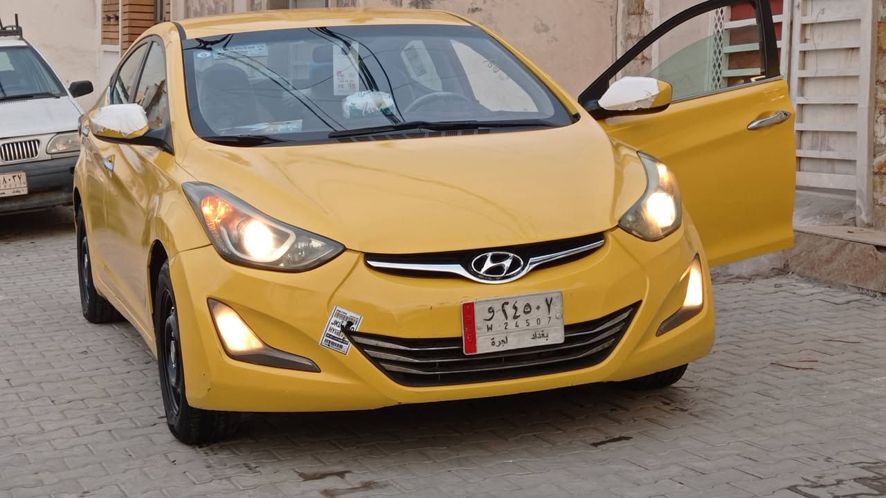 السلام عليكم الانتره موديل 14 سياره نضيفه بدون دواخل وبدون ايرباك مكينه بل لايلون مال حاويه ماصرلهة شهر من نزلتهة تايرات جدد منضومه تبريد جديده تحكمات صفحتين حساسات هيتر كشنات باقي تفاصيل ع خاص مكاني بغداد الحريه رقم تلفون ***********
