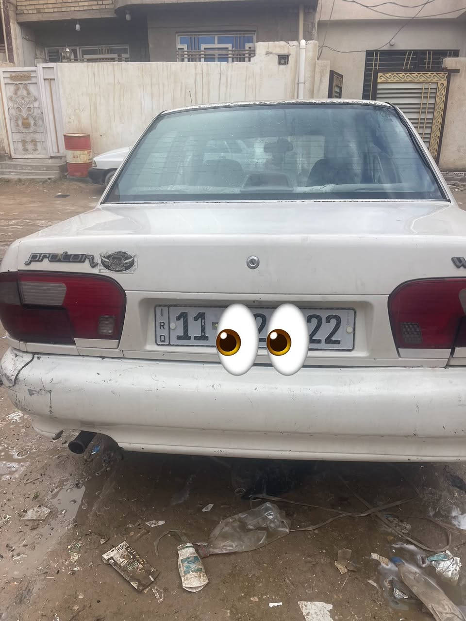 بروتون 2002 حره بأسمي رقم دولي
كير عادي كابريتر 
ابيع برميل واربع تايرات 
تبريد شغال 
تيارات جيده
باتري جيد 
كهربائيات الدشبول كلها عاطله ماعدا كيج الحماوة 
حدادية امامية جيد 
حدادية خلفية تحتاج صيانة 
بيها خياسات مثل الصورة 
الكير جيد جدا 
المحرك مابيه تبخير لكن اكو نضح دهن ولهذا تنقص 
الصبح ترتر من تشتغل لحد ماتحمى يله تصفى 
عند الاطفاء لازم دوستين بنزين يله تطفي حتى لا ترجع بك فاير 
مكاني كربلاء 
السعر 25 ورقة 
ملاحظة / ماتبقى فلوس ع التحويل استلام فلوس كاملة 
***********
