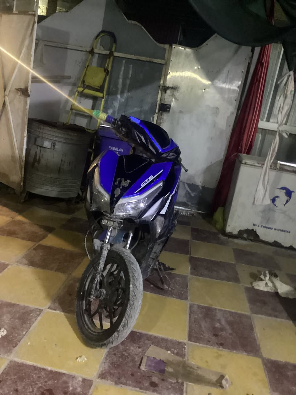 السلام عليكم دراجه جيتي اس160حجم الاطارات14دراجه عطله كابريتر شغاله السعر النهائي150ابيع كوم حديد جيب وياك باتري شغل وخذه مكاني بغداد حسينية الراشديه قرب مستشفى التركي رقم الهاتف بي واتساب***********
