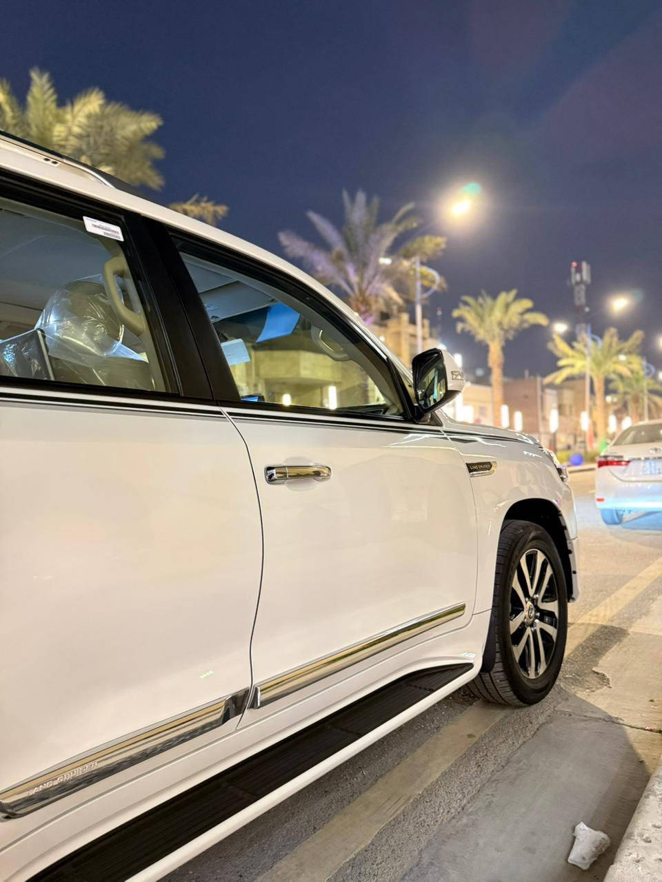 السلام عليكم لاندكروز 2019مكفوله جديده على وضع شركة 
ضمان شركة ساز  SAS فول مواصفات شرط الفئه الاولى GXR 
رقم بغداد انگليزي  باسمي 
مكفولة من  صبغ تبديل حته دعاميات اصليه شركة 
محرك 6 سلندر 4000 ماشيه 100   الف  بدون اي نقص جديده جدا محرك كير حدادية تخم تاير كفاله  

  مكان السيارة بغداد الكرخ

***********

السعر 495 ورقه مجال
