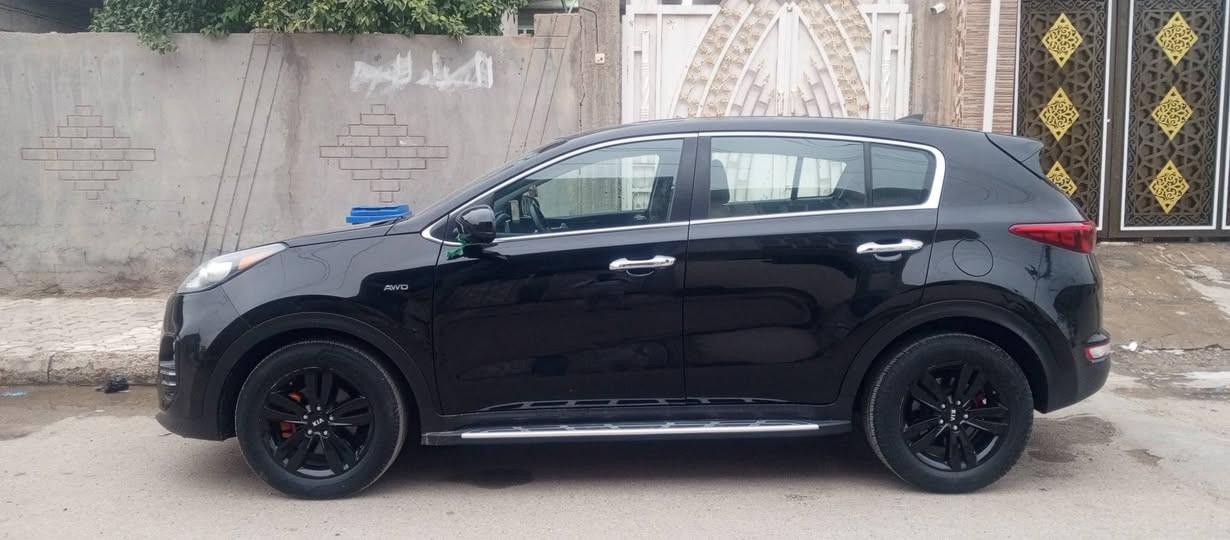 سبورتج وارد امريكي رقم اربيل بأسمي بيها فقط باب مرشوش والسيارة ليبل واحد ماشية  55فقط
158وبيها مجال مكاني واسط الصويرة مكينة 2400gdi مكفولة كير ومكينه 

***********
