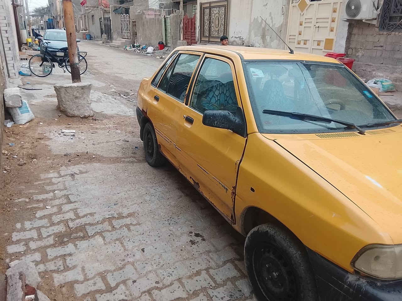 سلام عليكم سايبه للبيع موديل 13 محرك وكير وشواصي جدد مصفره هيه وغرامات سنويه الل 2028 رقام نكليزي باقي على ستلام الوحات بسمي مكان كربلاء سعره 17.   ***********
