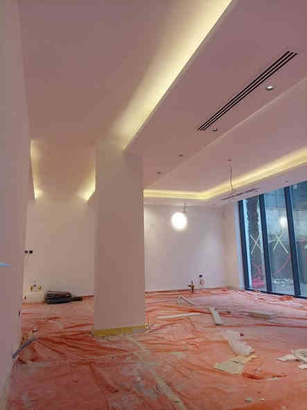 أعمالنا ديكورات داخليه وخارجيه وكافه الاصباغ المقاومه للرطوبه للعمل بدقه عاليه للتواصل مع الرقم ***********
