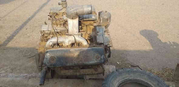 السلام عليكم مكينة مانز للبيع عوزها فقط رنكات وياة خنزيرة 12x10مكاني ميسان الشراي  يتصل ***********/***********
