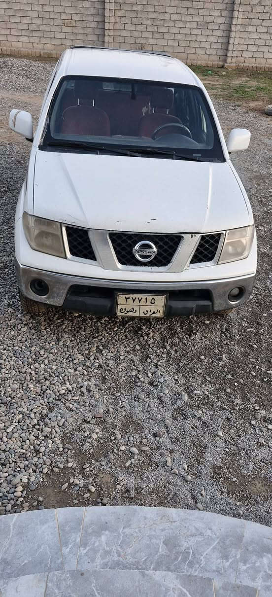 السلام عليكم
بيع مستعجل 
بيكب نيسان نيفارا ٢٠١٠ اوتوماتيك رقم دهوك قديم شرط التحويل 
الكشر بي صبغ ثلث قطع و يحتاج ترتيب ابيع احزام المحرك و الكير زينات السعر ٦٩ وبي مجال للإستفسار الاتصال على الرقم التالي ***********
