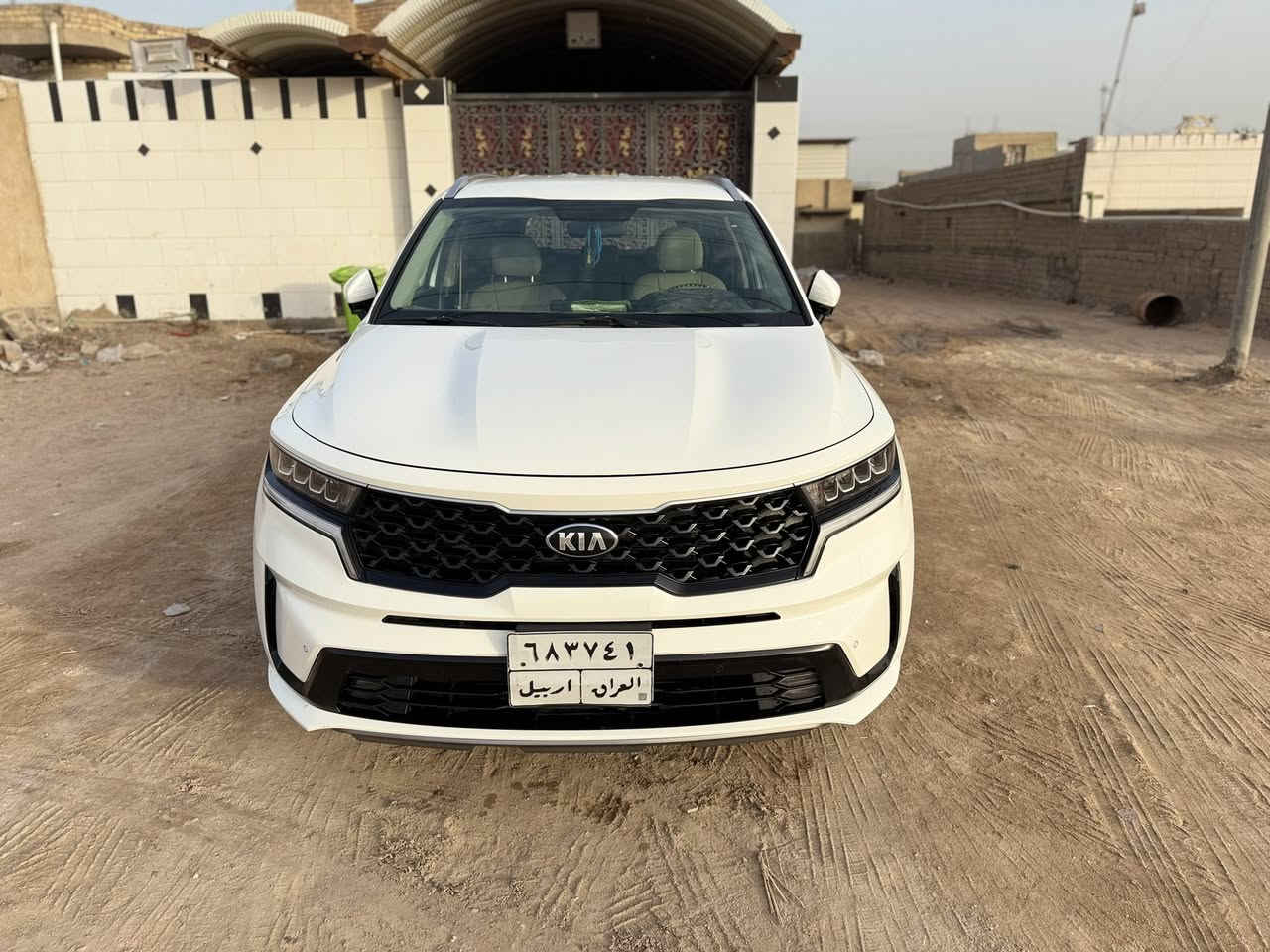 السلام عليكم
للبيع سورنتو موديل 2021 
كفاله عامه ماشه 108 كيلو فقط 
محرك 6 سلندر تشغيل عن بعد 
كشنات جلد 3 قطع تبريد 
مرايات شفط + بصمتين 
فول مواصفات عدالبني رامه 
السعر 270 وبيه مجال بسيط 
العنوان البصره قضاء القرنه 
الهاتف ***********
