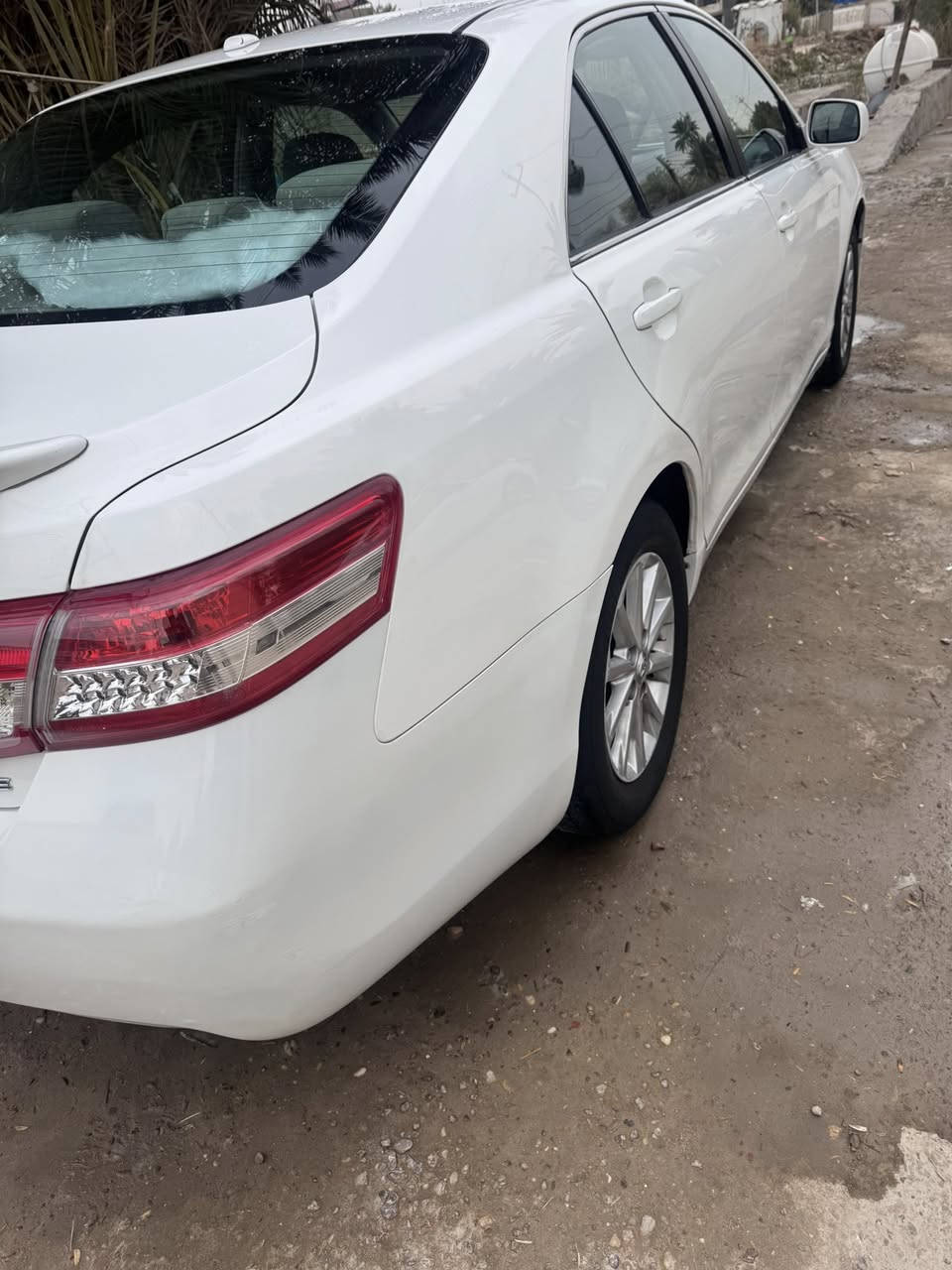 السلام عليكم كامري ٢٠١٠ وارد امريكي حادثها باب الصدر مبدل فقط ماشية٩٧ الف كيلو حقيقي كير محرك جديد  حادية جديدة تخم تاير جديد رقم سليمانية سنوية ل ٢٠٢٨ فقط الهزة منتهية   سيارة جديدة                                                   ملاحظة اخوان السيارة بيها بالهلال الخلفي صبغ وشكم قطعة بارد والسونار مرفق مكانه بغداد شهداء البياع *********** الرقم بي واتساب ١٢٦ وبيها شي بسيط
