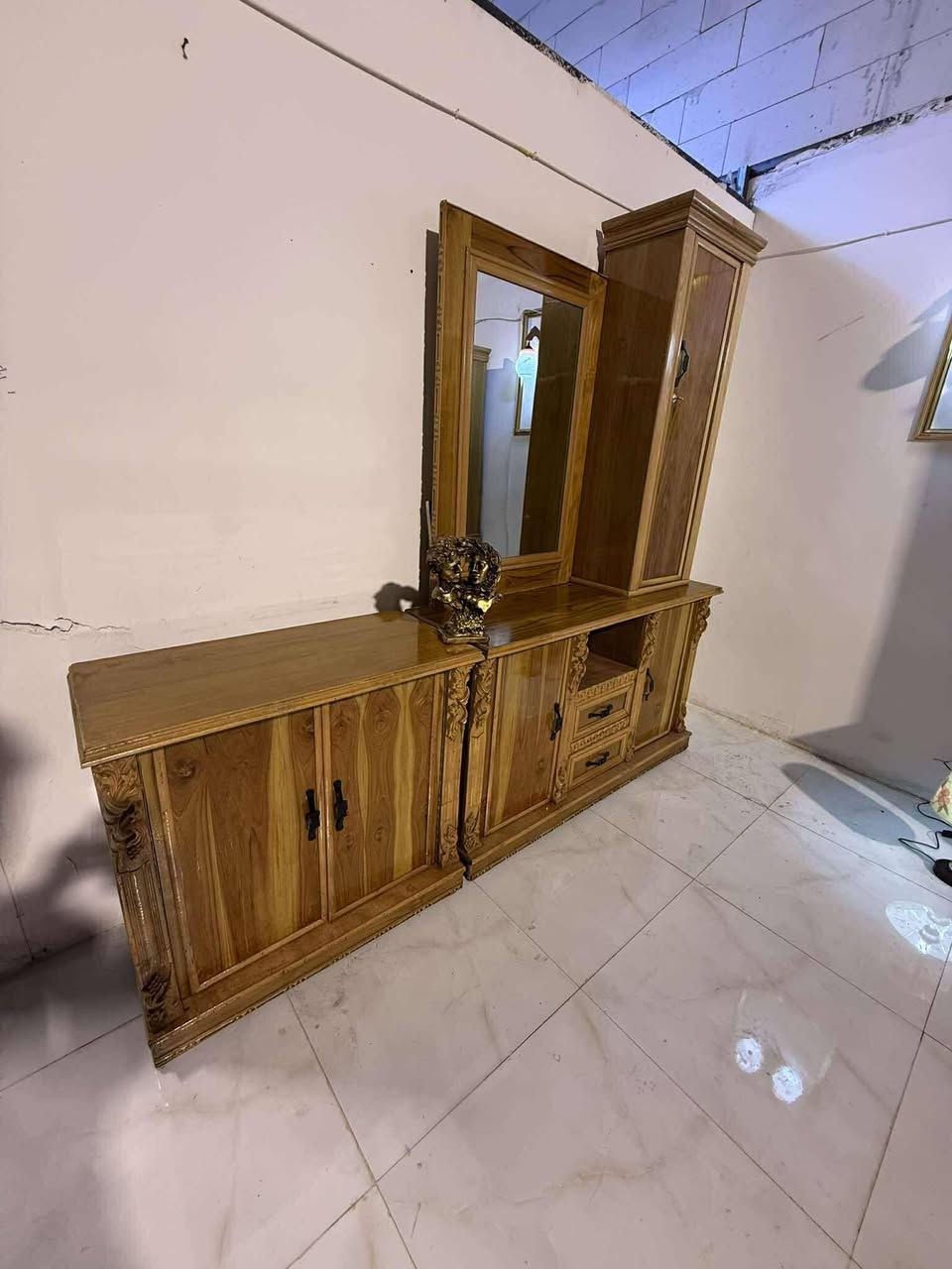 غرفه  عراقيه  مستخدام
اخت الجديد 
نضافه 95
ام مسرح صاج داخل خارج
 خمس ملم دنك زان 
السعر مليون و450
9قطع موديل حديث 2026


**إذا كنت صاحب هذا الإعلان وتريد حذفه لأي سبب، رجاءا أرسل رسالة إلى الدعم الفني**