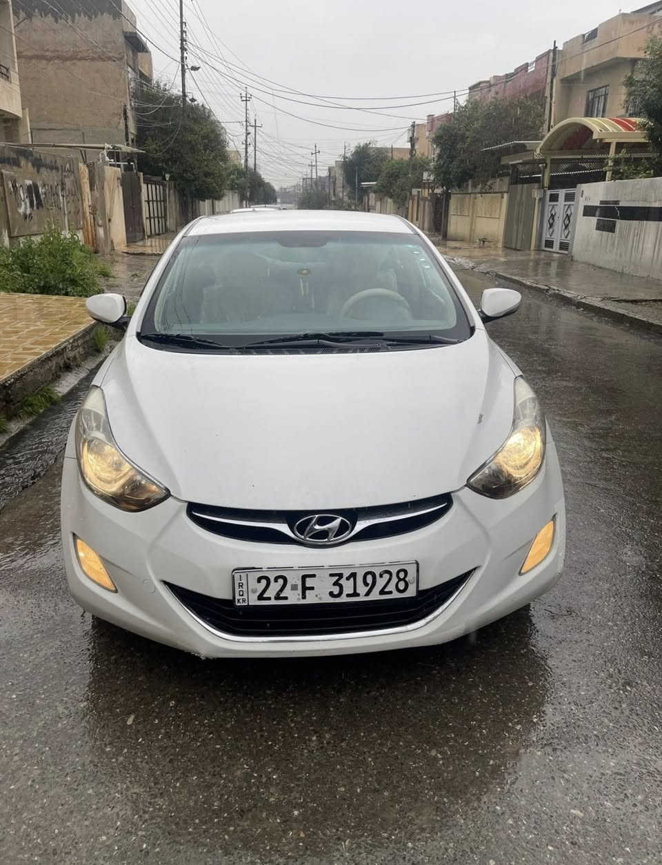 السلام عليكم 
للبيع او المراوس 
سيارة النترا مضلع 2013 محرك 1.6 مرايات شفط ماشيه 114 الف كيلو نظيفة مثل ما موجود بل صور رقم اربيل سنويه باسمي كابون بانزين 
الرقم ***********
