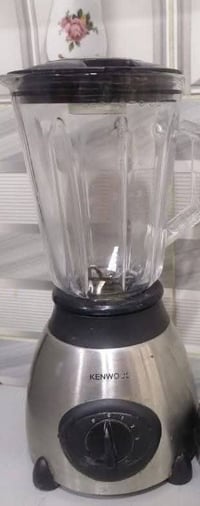 خلاطات • ٤ قطع • مطحنة