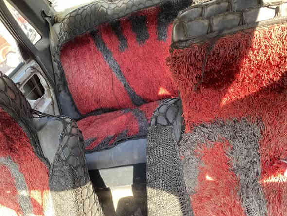 سيارة لاهل التعمير اهلها
مسبوشي كدامك السياره المكينة والكير بلادي السيارة تمشي خير من الله اروح بيها زيارة وارجع 
سنوية واجازه ب اسمي وتحويل ثاني يوم 
السيارة يرادلها ترتيبات بسيطة تمشيك ملك جنايتها وينهم عارضها ب ١٩ بيها مجال للشراي حك جيه مكاني مدينه الصدر ق ٣٣ رقمي ***********3
