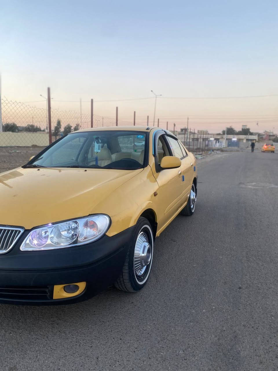 السلام عليكم سني موديل 2008 ياباني أصل تفاحه مكينه قبق اسود كير مكينه تبريد صدر خير من الله تخم تأير حادثه طخه ليوره خفيفه مبدل قبق جنطه السيارة جاهزه منضومه غاز كبل للشارع السيارة رقم بغداد الماني مشروع وطني بسمنه هيئه مصفره  السعر 80 وبيه
مكاني بغداد الحسينيه الراشديه رقم الهاتف ***********
