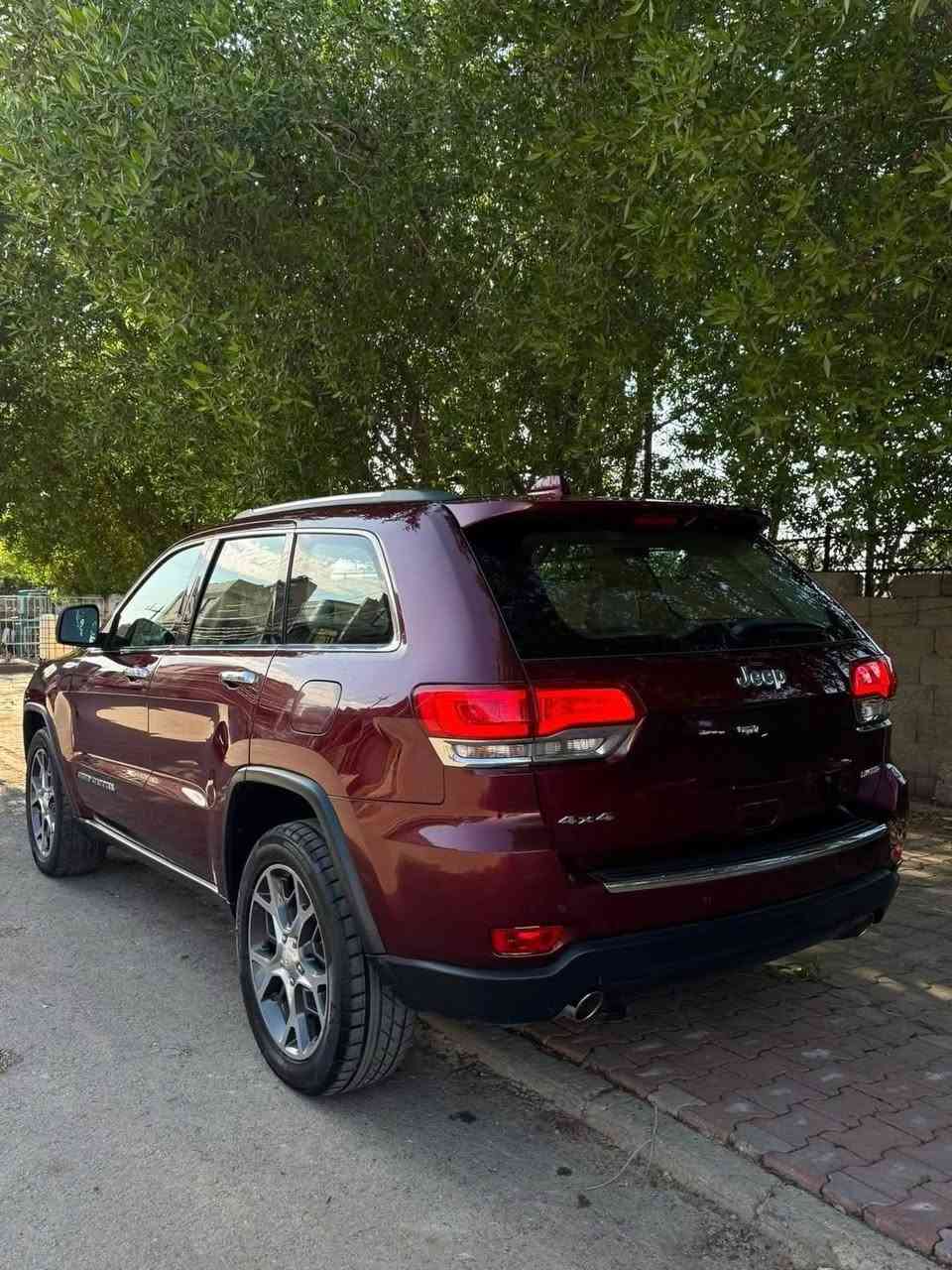 جيب  خليجي 2019 لمتدد

المحرك : V6.  3.6L 
* دفع رباعي 4x4 . 
* داخل بيجي .
* كشنات جلد  . 
* دمام .
* المقاعد كهربائية .
* ذاكرة لحفظ وضعيات الجلوس . 
*  المقاعد الأمامية تبريد وتدفئة . 
* المقاعد الخلفية تدفئة . 
* رادار نقطة عمياء .
* ويل كروم  20 انج .
* ستيرن كهرباء تدفئة .
* بانوراما .
* شاشة كبيرة مع نفكيشن GPS . 
* مصابيح امامية زنون مع لد نهاري .
* بروجكتر زنون . 
* تشغيل عن بعد .
* صندوق كهرباء .
* حساسات أمامية وخلفية. 
* كاميرا خلفية .
* زراك لايت .
* مرايه وسطيةاوتو دم . 
* مرايا جانبية قابلة للطي . 
* محدد سرعة . 
* ⁠* نظام اقتصاد الوقود تشغيل واطفاء اوتماتيكي للمحرك .
* نظام بريك خلفي اوتماتيكي ( Auto Break System ) .
ماشيه 72 الف ميل
السيارة بأسمي وتحويل مباشر .. 
مكاني بغداد / البنوك 
للأستفسار الاتصال
***********

🔴 علق سوف يوصلك الرسائل سعر
