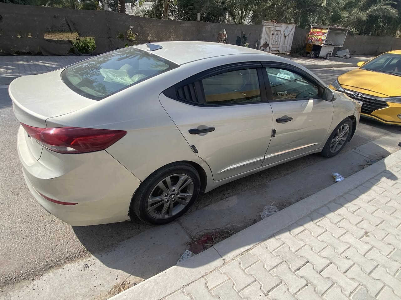 سلام عليكم النترا موديل 2017 وارد أمريكي  بيه خمس قطع منشور سونار وياه رقم أربيل  مكان السياره بغداد المحموديه  السعر 110 ‭0775 886 4324‬
