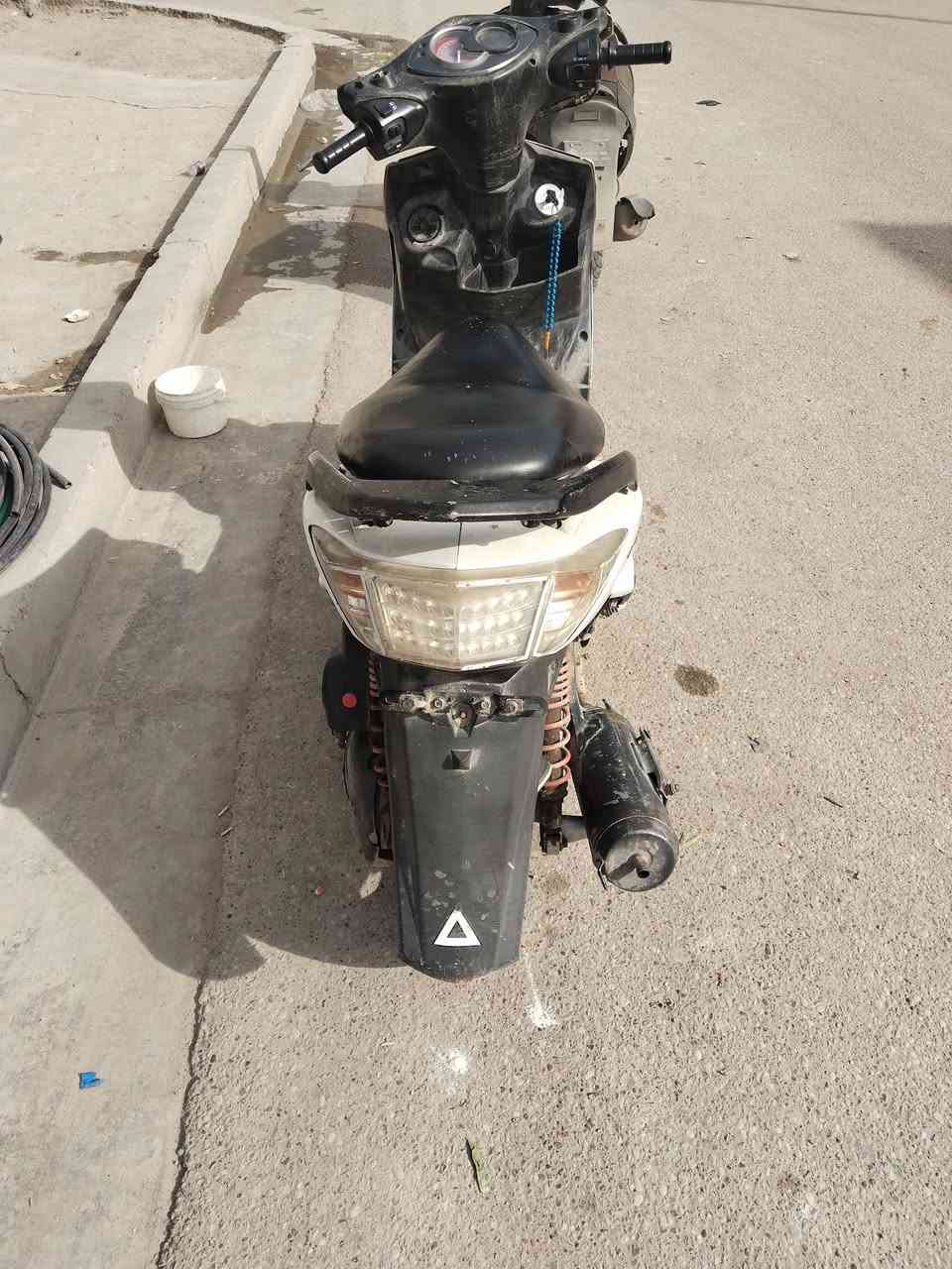 دراجه سكنس فحل نوزل 450 وبيه مجال العنوان بغداد الرشاد ***********
