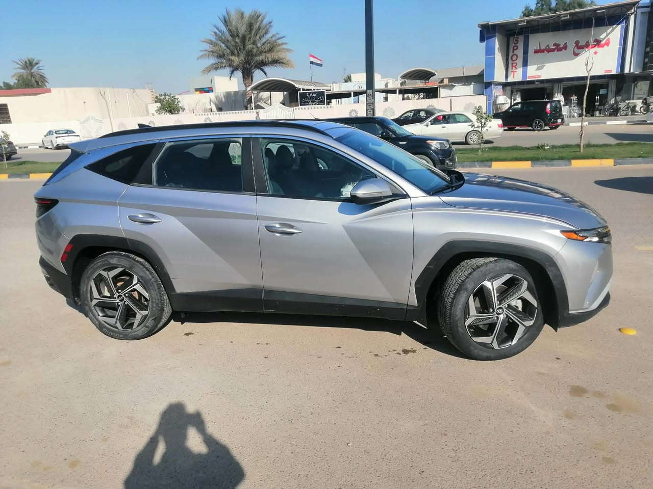 توسان موديل ٢٢لمتدد فول للأخير وارد أمريكي 
ضرره قبق جنطه بدون ايرباك 
رقم بابل 
لون سلفر 
بصمه جلد فتحه تدفئة جلد 
تبريد حصان وسطي محرك ٢٠٠٠و ٢٢
رقمي *********** حلة, بابل
