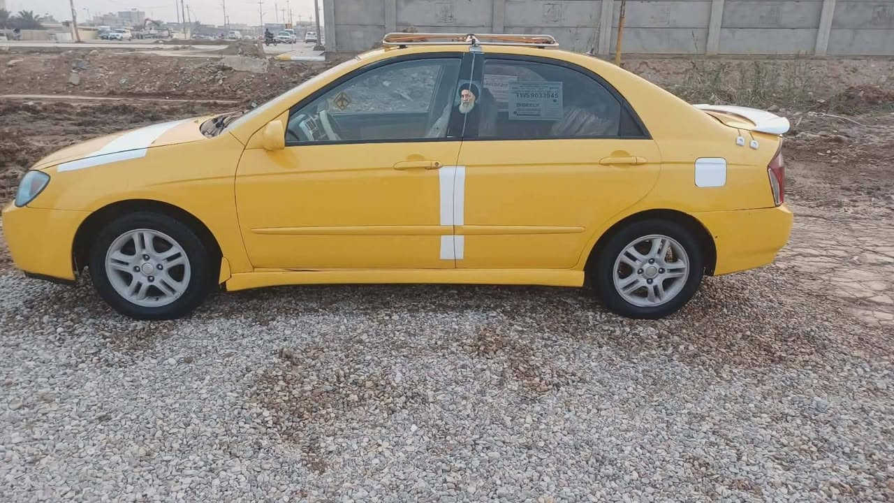 سلام وعليكم كيه سبكتره ادوات متوم رقام وسنويه عضم عاج موديل 9فول وتماتيك كير ومحرك شرط صدر جديد تخم تاير جديد تبريد ثلج تدفئة نار كهربائيات كلها شغاله سياره جديده بمعنه لكلمه سعر 35مكاني بيجي ***********
