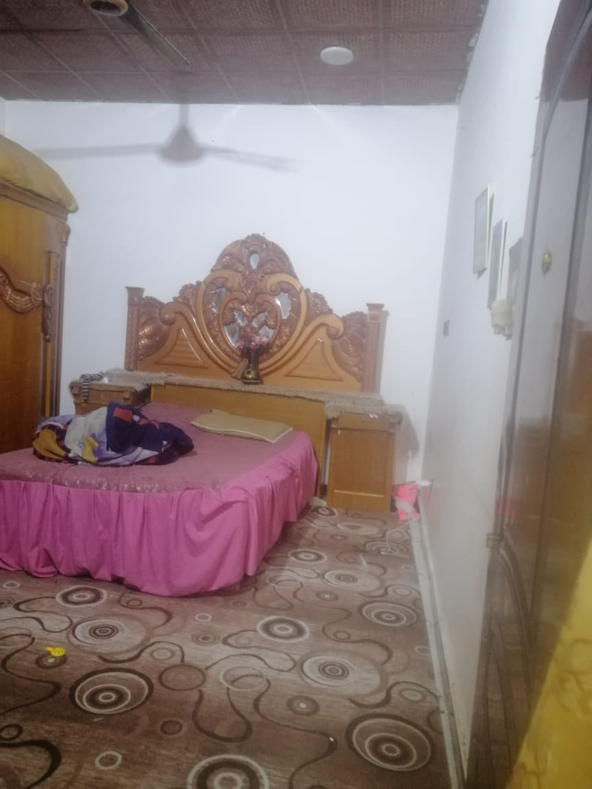 اللهم صلى على محمد وآل محمد
⛳️ بيت مساحه  100 متر مربع 

⛳️لبيت ركن عله شارعين

⛳️بي غرفه وصاله جبيره  ومطبخ وصحيات خارجيه وداخليه 

⛳️نقصه فقط صاله مخمر  وديوانيه ماكامله

🎯 عنوان (الدجين _شارع حجي كشكول )

☎️  *********** اتصال + واتساب 

@الجميع

#ماء

#كهرباء

#مجاري

سعره مناسب جداً 🥇
