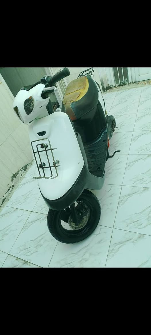 دراجه للبيع مفتوحه مكاني ناصرية مركز عوزهه باتري ***********
