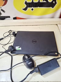 لابتوب  بيه برنامج Green lap مال مختبرات  السعر 150 وبيه مجال اللابتوب...