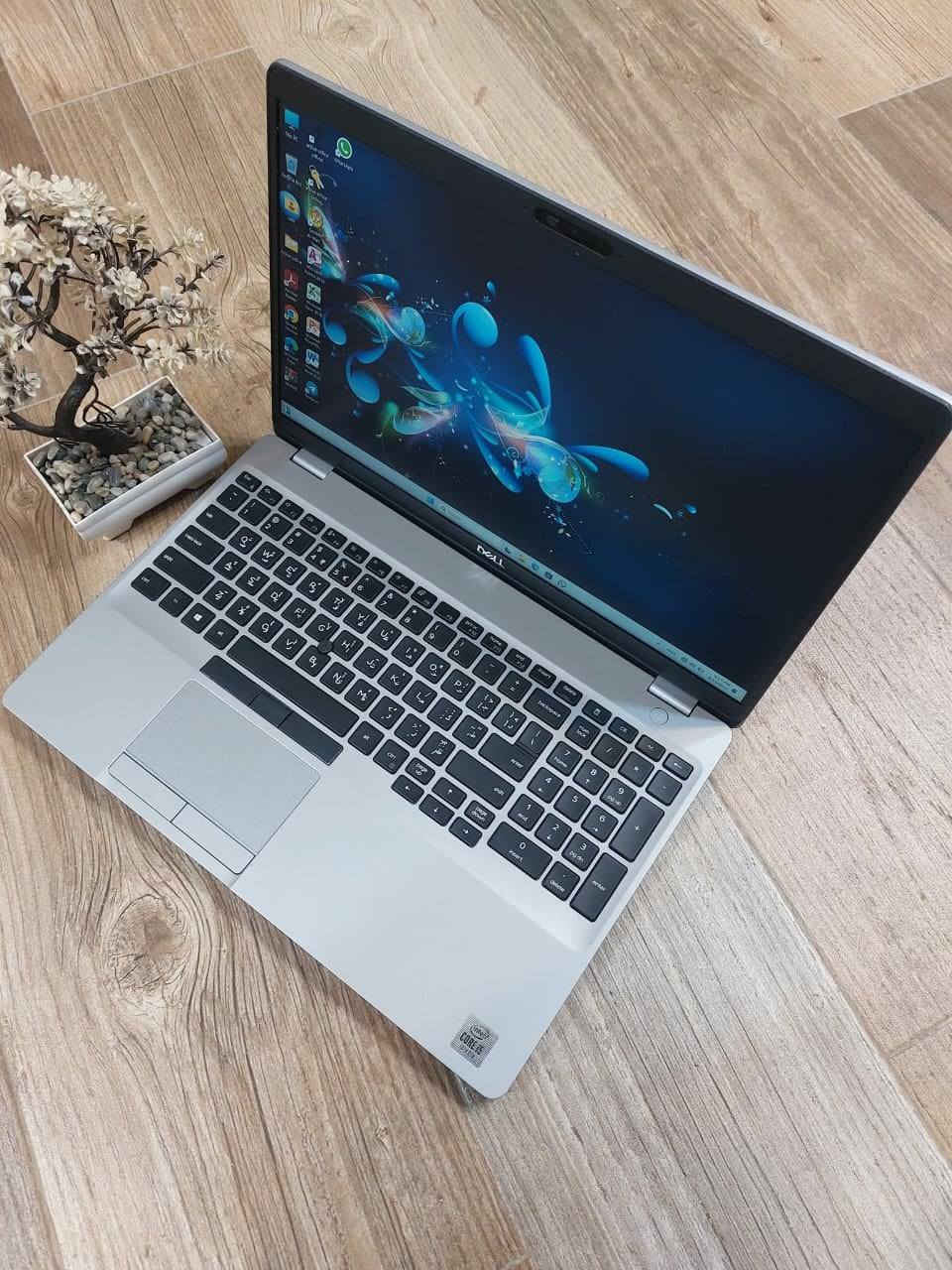 Dell 5511 Ci5-10400H الجيل العاشر 
معالج قوي حرف H مع كارت شاشة منفصل نفيديا 2GB 
.
 مناسب للدراسة والبرامج المكتبية والطباعة والتصفح والبرامج الهندسية 
……………………
المعالج  Core i5 جيل العاشر حرف H
ذاكرة الوصول العشوائي (الرام) 16GB 
 التخزين( الهارد) SSD 256GB قابل للتطوير
كارت شاشة منفصل نفيديا 2GB mx250
 مقاس شاشة  15.6 دقة الشاشة  FHD
َ منفذ HDMI & TYPE C 
 كيبورد  عربي انكليزي ضوئي 
…………………………………
الرقم: ***********
