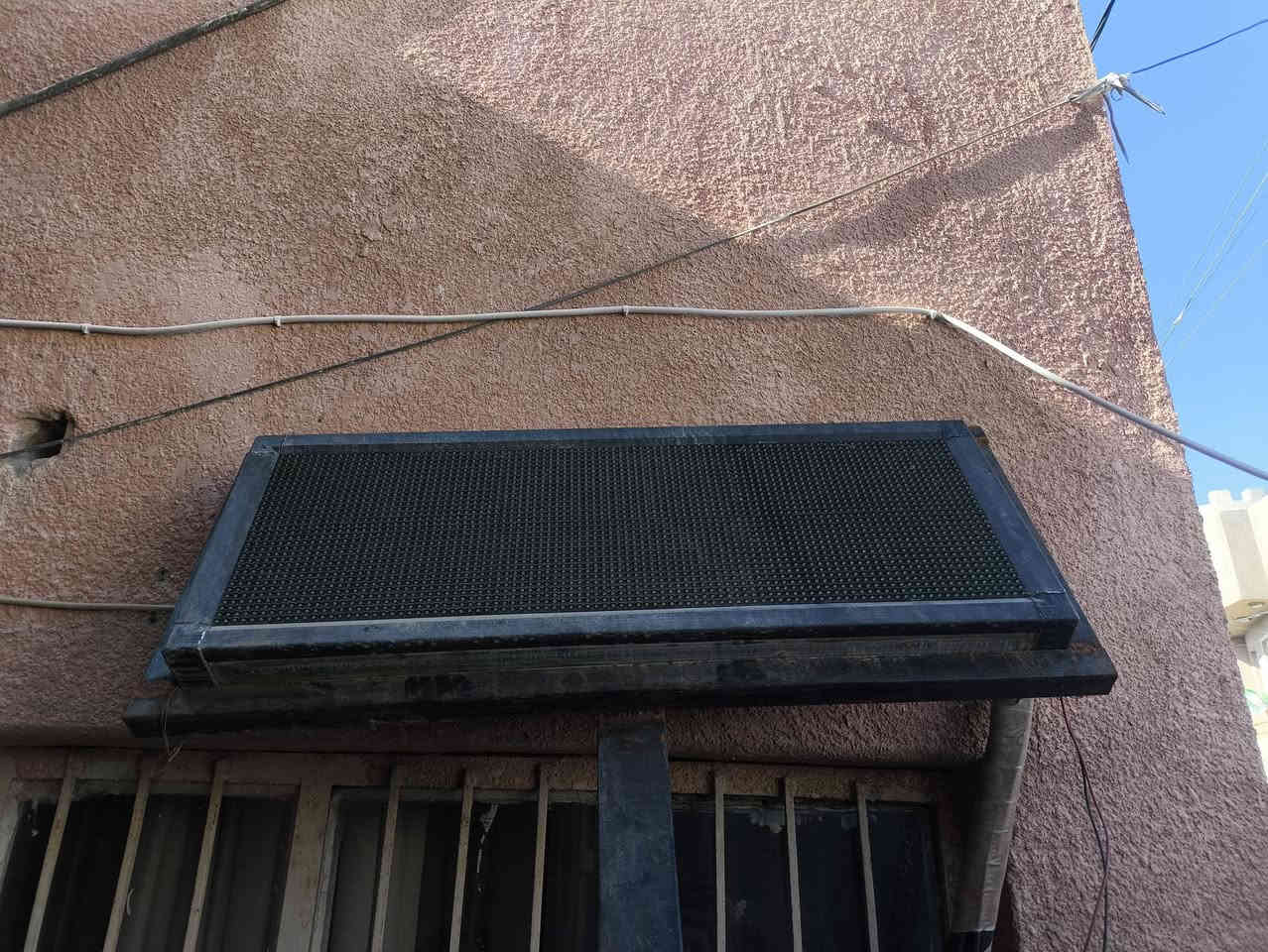 السلام عليكم
اعلان ضوئي للبيع استعمال قليل 
حله 
***********
