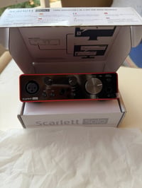 Focusrite Scarlett Solo 3th جديد ع كد الفتح 07511508791 فقط الشراي يرا...