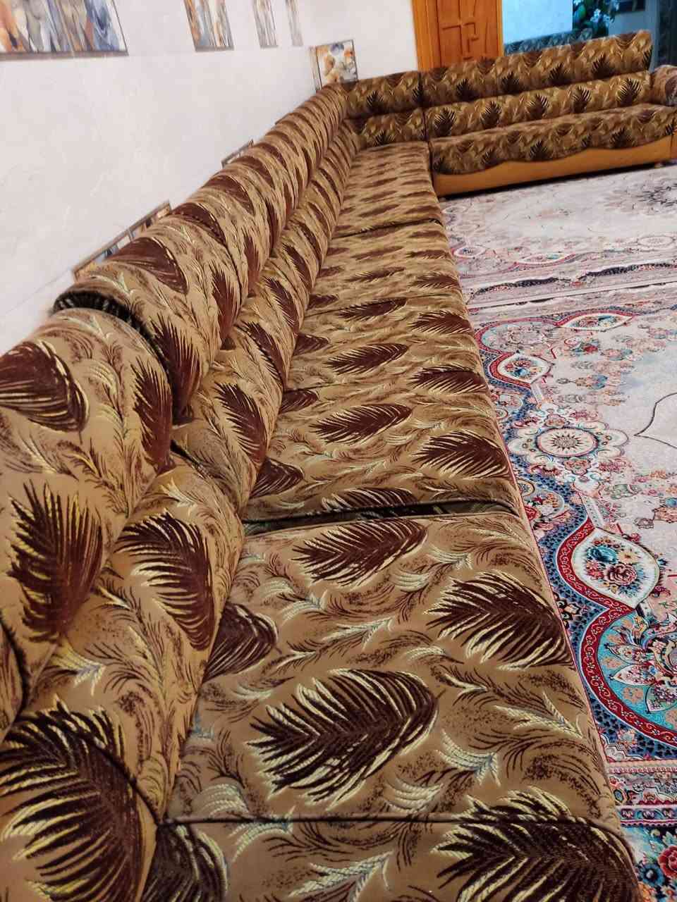 سلام عليكم ديوان للبيع السعر.  ٤٥٠.  الف.  

فقط واتساب ***********
