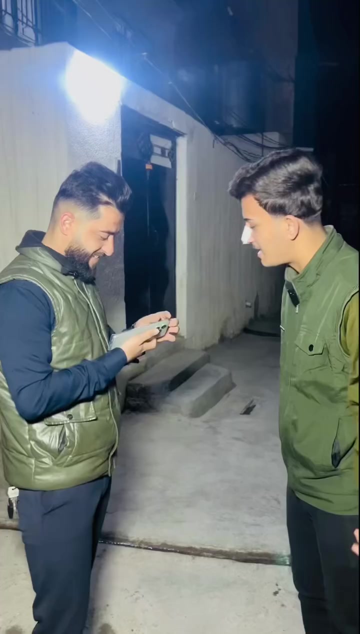 حضورنا مع الأخ والصديق محمد الصميدعي في افتتاح محل الصميدعي للموبايل، المجاور لـ علي ديجي.
نتمنى له التوفيق والنجاح الدائم، ورزق الحلال والبركة في عمله.

أخوكم: أيوب التركي �


**إذا كنت صاحب هذا الإعلان وتريد حذفه لأي سبب، رجاءا أرسل رسالة إلى الدعم الفني**