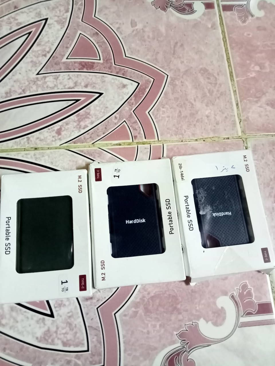 هاردات عدد 3 بيها قطعه 2 و قطعتين 1 تيرا بيع شلع ب 65 قفل وشرط فحص الي يريد يراسلني خاص


**إذا كنت صاحب هذا الإعلان وتريد حذفه لأي سبب، رجاءا أرسل رسالة إلى الدعم الفني**