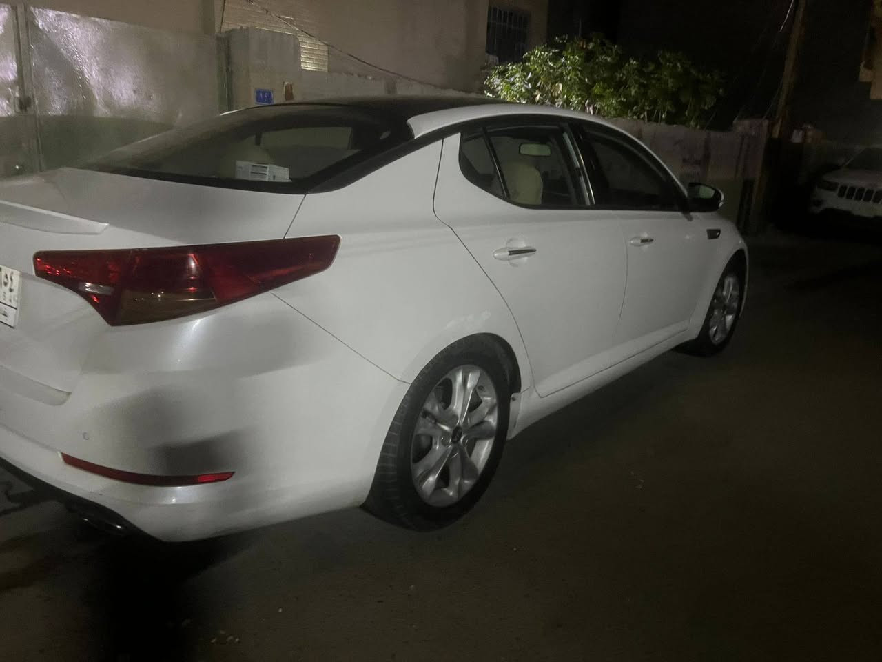 السلام عليكم أوبتما خليجي مكينه ٢٠٠٠ دوش ٢٠١١ بدون صبغ بدون تبديل فقط بارد  بيها السياره بدون نقص السعر 120 وبيها مجال بسيط +*********** العنوان بغداد الكرخ
