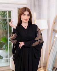 فخامة من أول نظرة 💫 عبايات خليجية فري سايز❤️ التلبيس من وزن 60_120 كيل...
