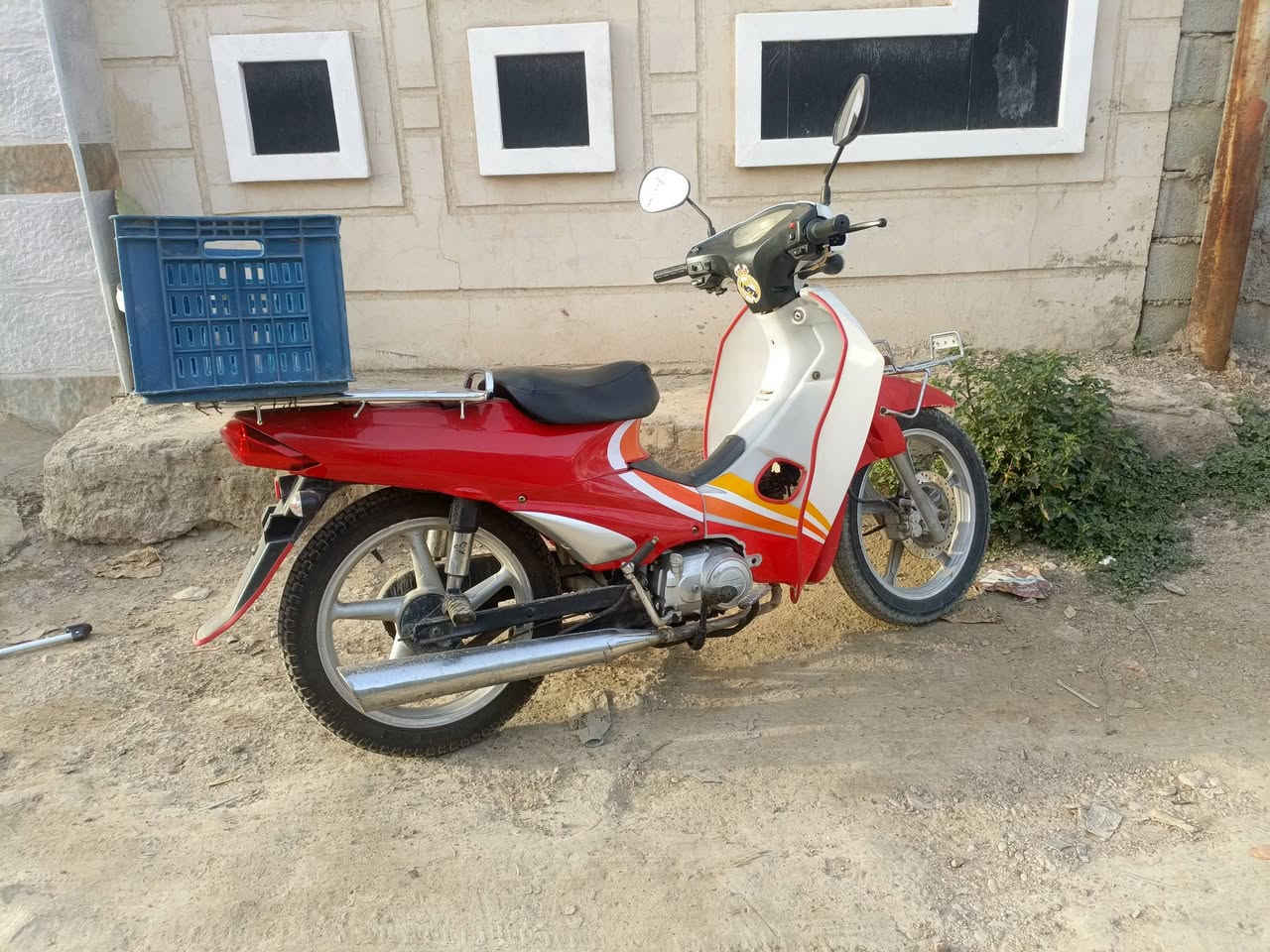 سرفيز للبيع كامل مابي اي نقص سعره ب٥٧٥ وبي مجال قليل ***********
